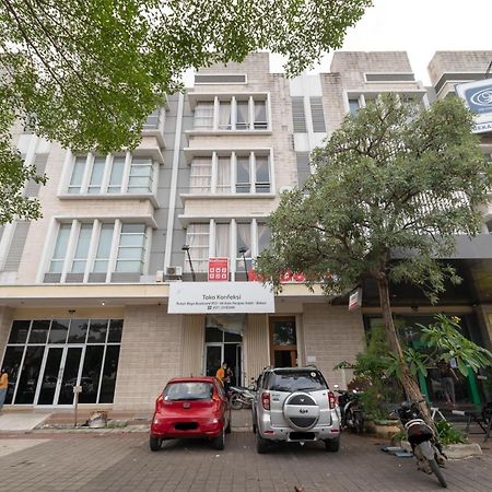 Reddoorz Near Universitas Esa Unggul Bekasi Harapan Indah Экстерьер фото